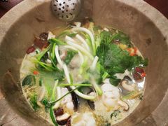 -姚记抚仙湖石锅鱼庄