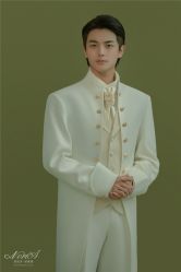 -易摄影婚纱摄影工作室