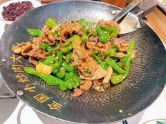 -费大厨辣椒炒肉(沙河万达店)
