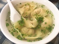 汤馄饨-潘国仙耳光馄饨(黄家阙路店)