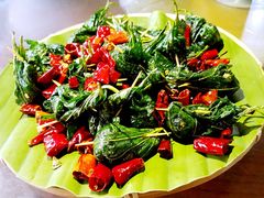 香叶包肉-傣泐金湾餐厅