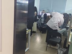 -吉田美学化妆美甲摄影培训(宁波校区)