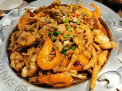 -胖哥俩肉蟹煲(湖滨银泰in77店)