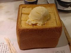 -绿茶餐厅(同成街华联店)