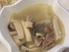-万山楼海鲜酒家·二十三年老字号