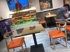 -极有家小鱼小鸡石锅煲(佳兆业店)