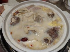 -三人行骨头王火锅(长寿店)