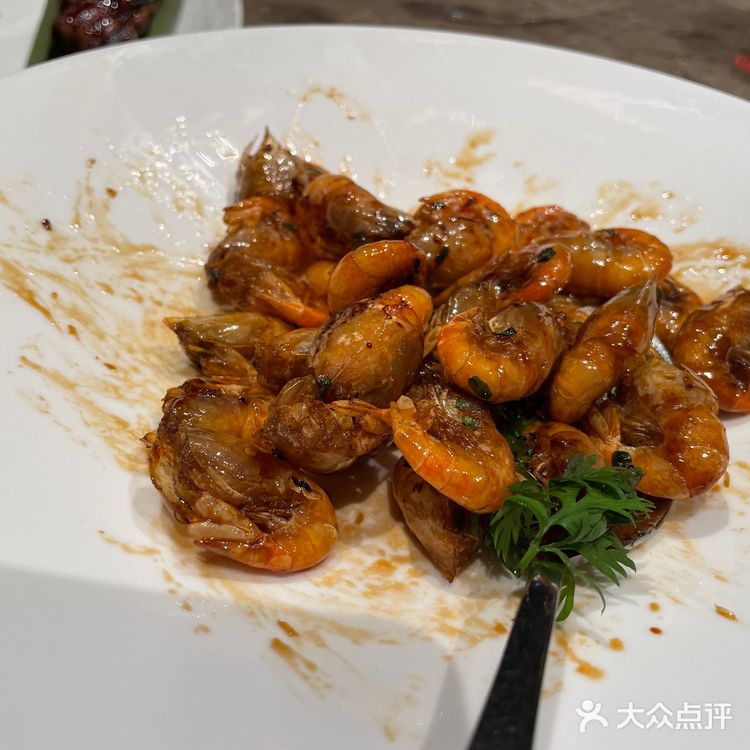 上海黄浦江边的景色超美的酒店