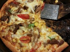 -必胜客(WOW中心城店)
