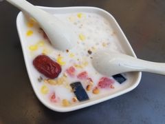 -海口骑楼小吃街