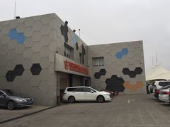-百联西郊购物中心·停车场