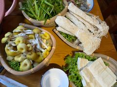-民食香·腊排骨野生菌美食(木府店)