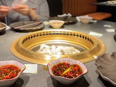 -铭牛烧肉·和牛海鲜自助(高新月牙湖店)