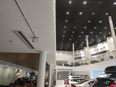 -杭州中沃沃尔沃4S店(滨江区店)