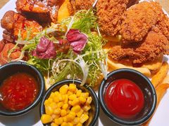 炸鸡拼盘-机器人火炉披萨(爱琴海店)
