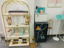 -YooMee优美智能科技美肤机构