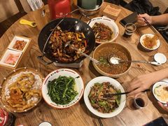 -富正毅三下锅·湘西韵味(天门山索道店)