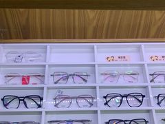 -美空眼镜·星趣控·新乐学·控优点合作店(周浦万达店)