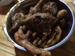 鸡爪爪和兔头-二孃鸡爪爪(东郊记忆店)