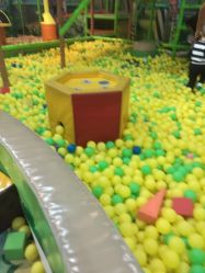 -探奇游乐园(烟台大悦城店)