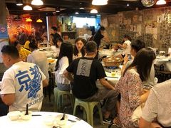 大堂-鲜入围煮花胶鸡海鲜火锅