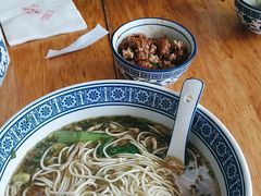 -沪西老弄堂面馆(定西路店)