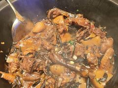 -山河屯铁锅炖(绥望路店)