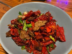 三塘湖辣皮子炒肉-驿楼兰·新疆菜(火车站店)