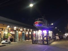 -席娜卡琳火车铁道夜市