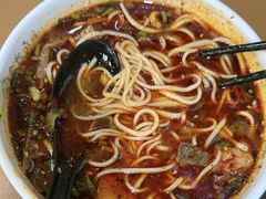 -金城尕娃牛肉面(钻汇广场店)