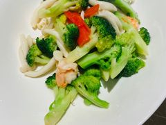 -吕氏焗小鲜•海鲜青岛菜(总店)