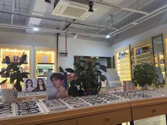 -康利眼镜·蔡司战略合作店(龙泉书房店)