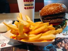 -The Habit Burger Grill 哈比特汉堡(复兴soho店)