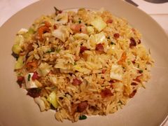 -港丽餐厅(高德置地店)