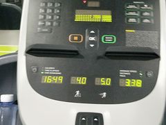 -齐岸健身(花园城店)