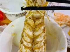 -四川小胡子海鲜(丁村万人海鲜广场店)