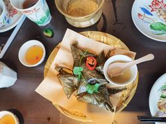 -大头虾越式风味餐厅(光明广场店)