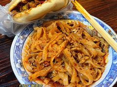 -陈仓老街美食天地