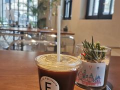 -Fridi Patisserie Cafe