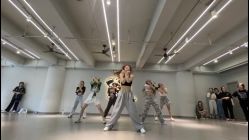 -YASAKI国际舞蹈中心