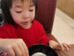 -灵芝妹子海鲜米线(香炉礁山姆店)