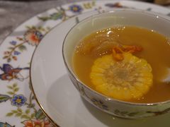 金汤花胶清远鸡锅-ONE FULL 古董港式海鲜火锅