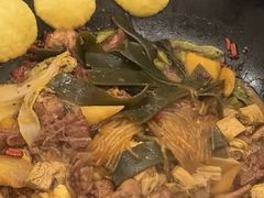 -哈尔滨烧烤·山河村铁锅炖(交大店)