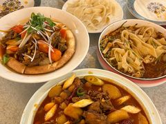 -汗腾格里·风味餐厅(新疆驻京办店)