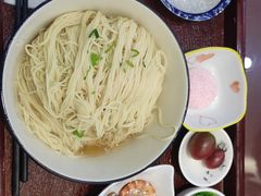 -百年老字号·观振兴蟹黄面·三虾面·苏式面(观前街富仁坊巷店)