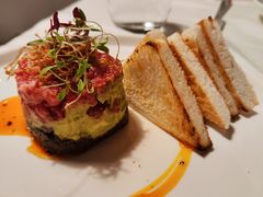 牛肉塔塔配牛油果黑橄榄酱-Solo(衡山路店)