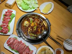-大众跷脚牛肉馆·非遗传承单位(峨眉山店)