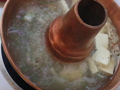 -毛辣果·贵州红酸汤牛肉火锅(西单店)