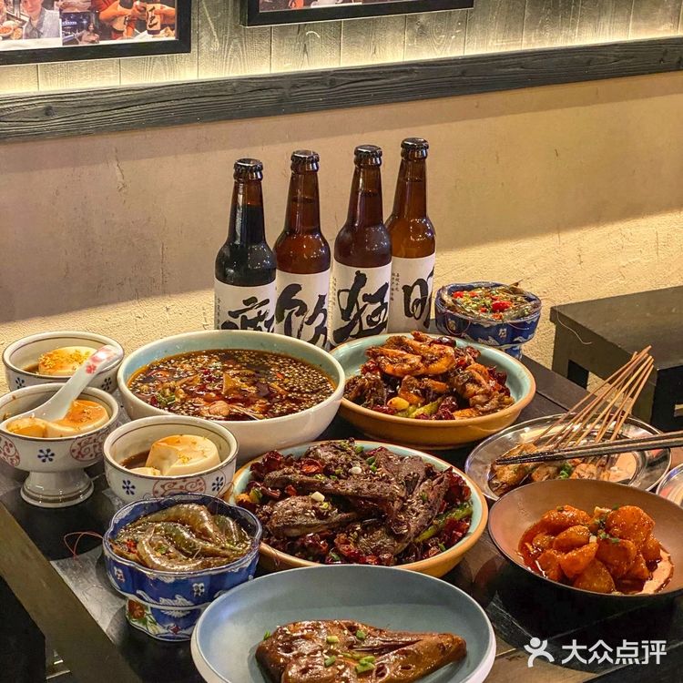 近期zui喜欢的中式小酒馆‼️氛围感拿捏了