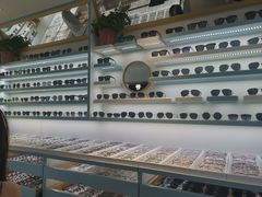 -潘多拉眼镜·蔡司依视路明月(潘家园店)